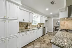 2717 Georgia Ave, Deer Park, TX 77536 - Photo 15