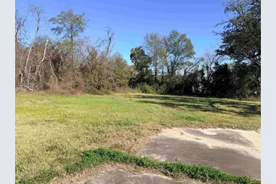 1512 W Park Avenue, Orange, TX 77630 - Photo 13