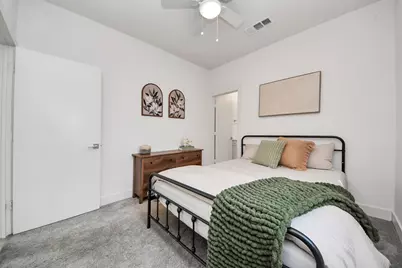 4810 Martin Oaks Lane, Houston, TX 77018 - Photo 5