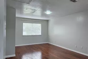8435 Battleoak Dr, Houston, TX 77040 - Photo 7