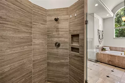 3 N Benton Woods Circle, The Woodlands, TX 77382 - Photo 27