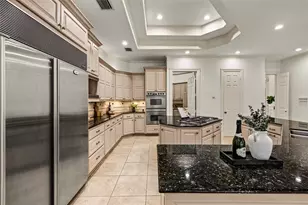3 N Benton Woods Cir, The Woodlands, TX 77382 - Photo 15