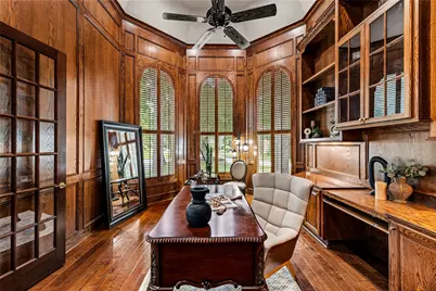 3 N Benton Woods Circle, The Woodlands, TX 77382 - Photo 9