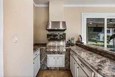 3 N Benton Woods Circle, The Woodlands, TX 77382 - Photo 41