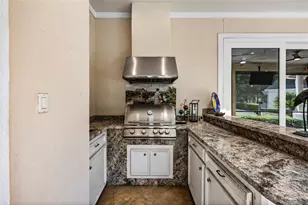 3 N Benton Woods Cir, The Woodlands, TX 77382 - Photo 41