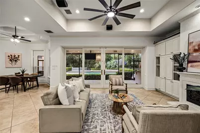 3 N Benton Woods Circle, The Woodlands, TX 77382 - Photo 21