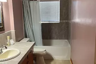 10831 Overlea Dr, Houston, TX 77089 - Photo 5