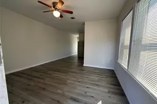 5024 Jefferson St, Houston, TX 77023 - Photo 11