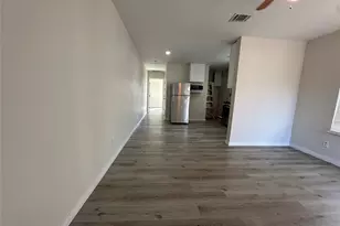 5024 Jefferson St, Houston, TX 77023 - Photo 9