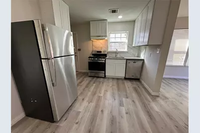 5024 Jefferson Street, Houston, TX 77023 - Photo 7