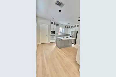 6418 Ferris Drive #3, Houston, TX 77081 - Photo 5