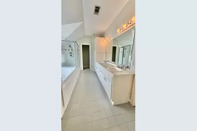 6418 Ferris Drive #3, Houston, TX 77081 - Photo 7