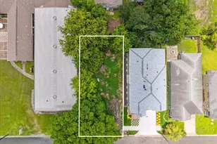 1318 E 34th St, Houston, TX 77022 - Photo 1