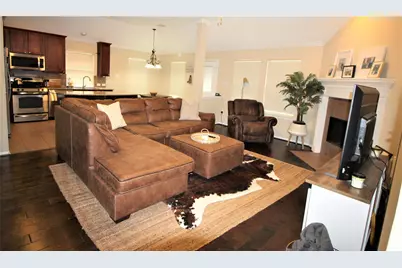 2409 Avalon Trace Lane, Pearland, TX 77581 - Photo 3