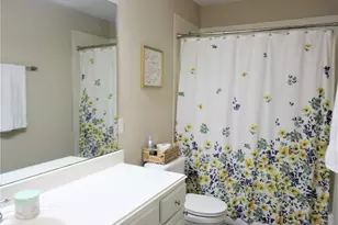 2409 Avalon Trace Ln, Pearland, TX 77581 - Photo 13