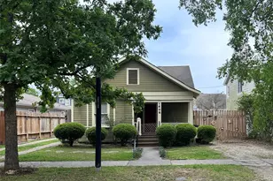 1406 Columbia St, Houston, TX 77008 - Photo 1