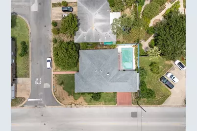 2824 E Palm Circle, Galveston, TX 77551 - Photo 27