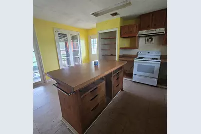 1471 Private Road 652, Sargent, TX 77414 - Photo 9