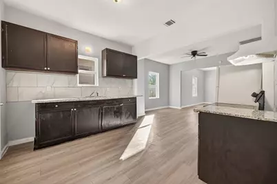 8211 Parnell Street, Houston, TX 77051 - Photo 17