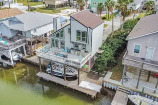 22108 Zapata, Galveston, TX 77554 - Photo 9