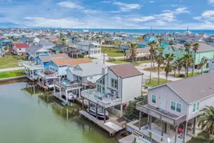 22108 Zapata, Galveston, TX 77554 - Photo 11