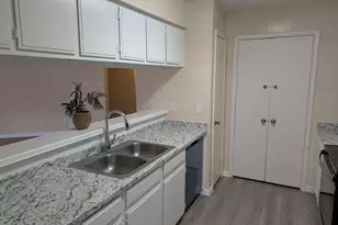 10607 Staghill Dr, Houston, TX 77064 - Photo 7