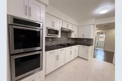 14682 Perthshire Road #A, Houston, TX 77079 - Photo 9