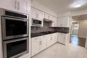 14682 Perthshire Rd, Houston, TX 77079 - Photo 9