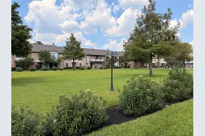 14682 Perthshire Road #A, Houston, TX 77079 - Photo 35