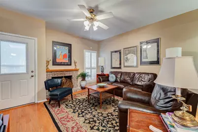 2113 Waugh Drive, Houston, TX 77006 - Photo 7