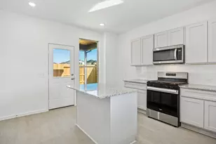 17202 Boulder Bch Dr, Crosby, TX 77532 - Photo 7