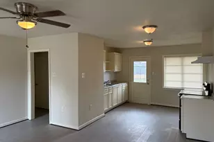 8734 Josie St, Houston, TX 77029 - Photo 5