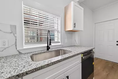 2202 Hutchins Street #A, Houston, TX 77003 - Photo 13