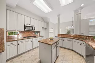 1602 Orlando St, Friendswood, TX 77546 - Photo 17