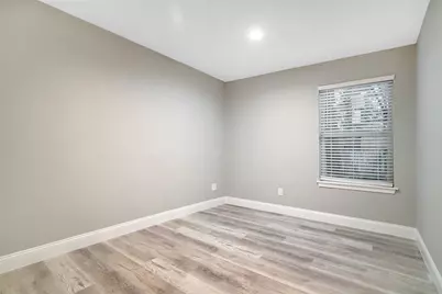1314 E Red Cedar Circle, The Woodlands, TX 77380 - Photo 17