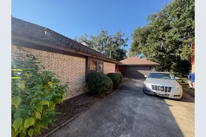 2232 River Oaks Road, West Columbia, TX 77486 - Photo 3