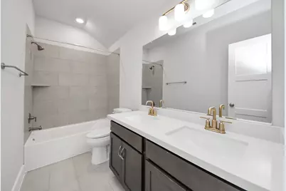 220 Magnolia Laurel Drive, Alvin, TX 77511 - Photo 35