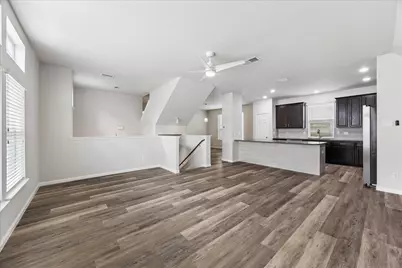 3328 Masters Point Drive, Houston, TX 77091 - Photo 7