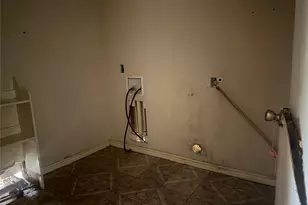 1414 S Broadway St, Jewett, TX 75846 - Photo 21