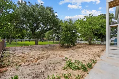 512 2nd, San Leon, TX 77539 - Photo 29