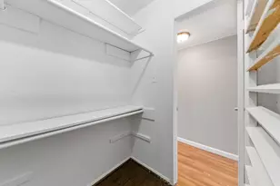 2110 Wilcrest Dr, Houston, TX 77042 - Photo 15