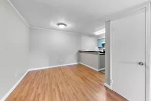 2110 Wilcrest Dr, Houston, TX 77042 - Photo 5