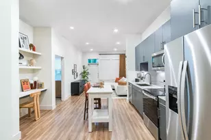 641 W Crosstimbers St, Houston, TX 77018 - Photo 1