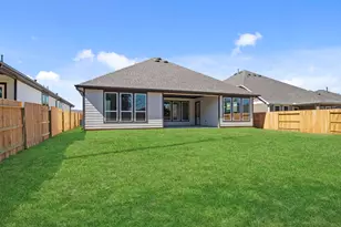 363 Covey Ln, Sealy, TX 77474 - Photo 37