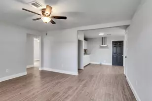 7426 Stephanie Dr, Deer Park, TX 77536 - Photo 5