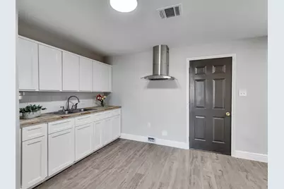 7426 Stephanie Drive, Deer Park, TX 77536 - Photo 9