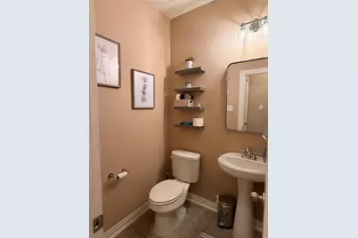 111 Meadow Ridge Way, Clute, TX 77531 - Photo 17