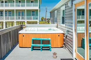 21321 Gulf Dr, Galveston, TX 77554 - Photo 9