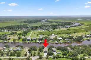 1822 County Rd 297, Sargent, TX 77414 - Photo 5