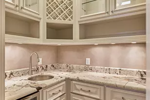3 Edgewood Dr W, Montgomery, TX 77356 - Photo 9